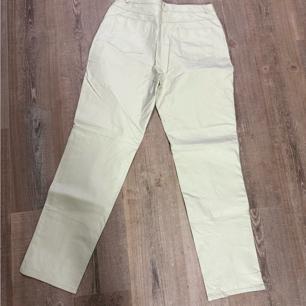 Metrostyle High Rise Women's leather pants, Cream
